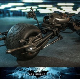 Bat-Pod Batman The Dark Knight Rises 1/6 Action Figure by Hot Toys